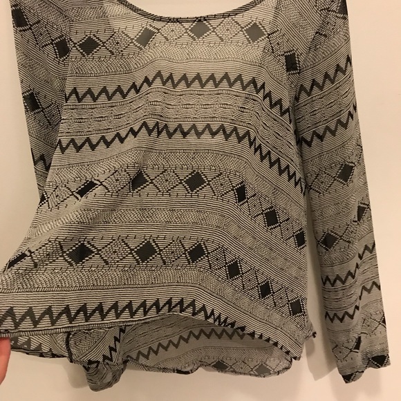 Pattern blouse - Picture 4 of 4